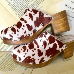 Free People Matisse Holly Cow Print Pony Hair Clog Heel Platform Brown